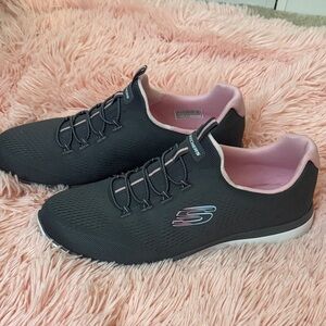 Skechers Women's Charcoal Sneakers with Pink Lining